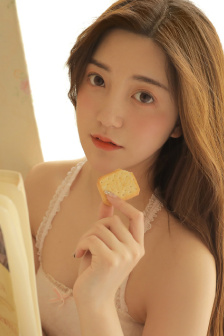 舞蹈室边跳舞边做H